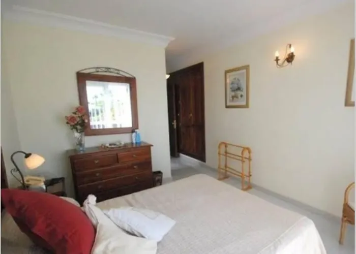 Isa Sea Views Villa *