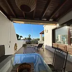 Isa Sea Views *