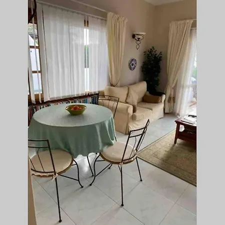 Villa Isa Sea Views *