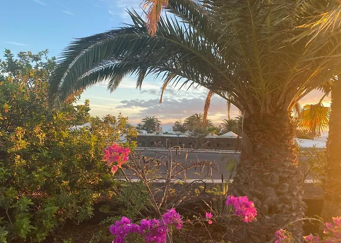 Isa Sea Views Villa *