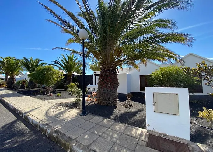 Isa Sea Views Villa Playa Blanca