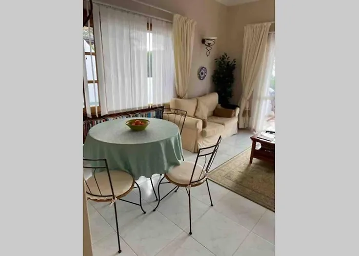 Βίλα Isa Sea Views *