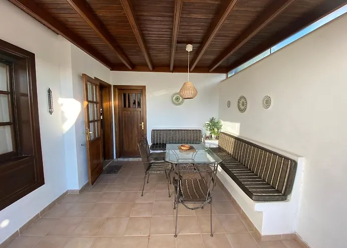 Βίλα Isa Sea Views